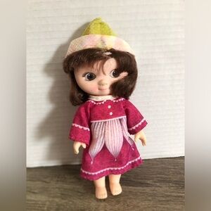 Vintage 1980s Victoria Plum Doll